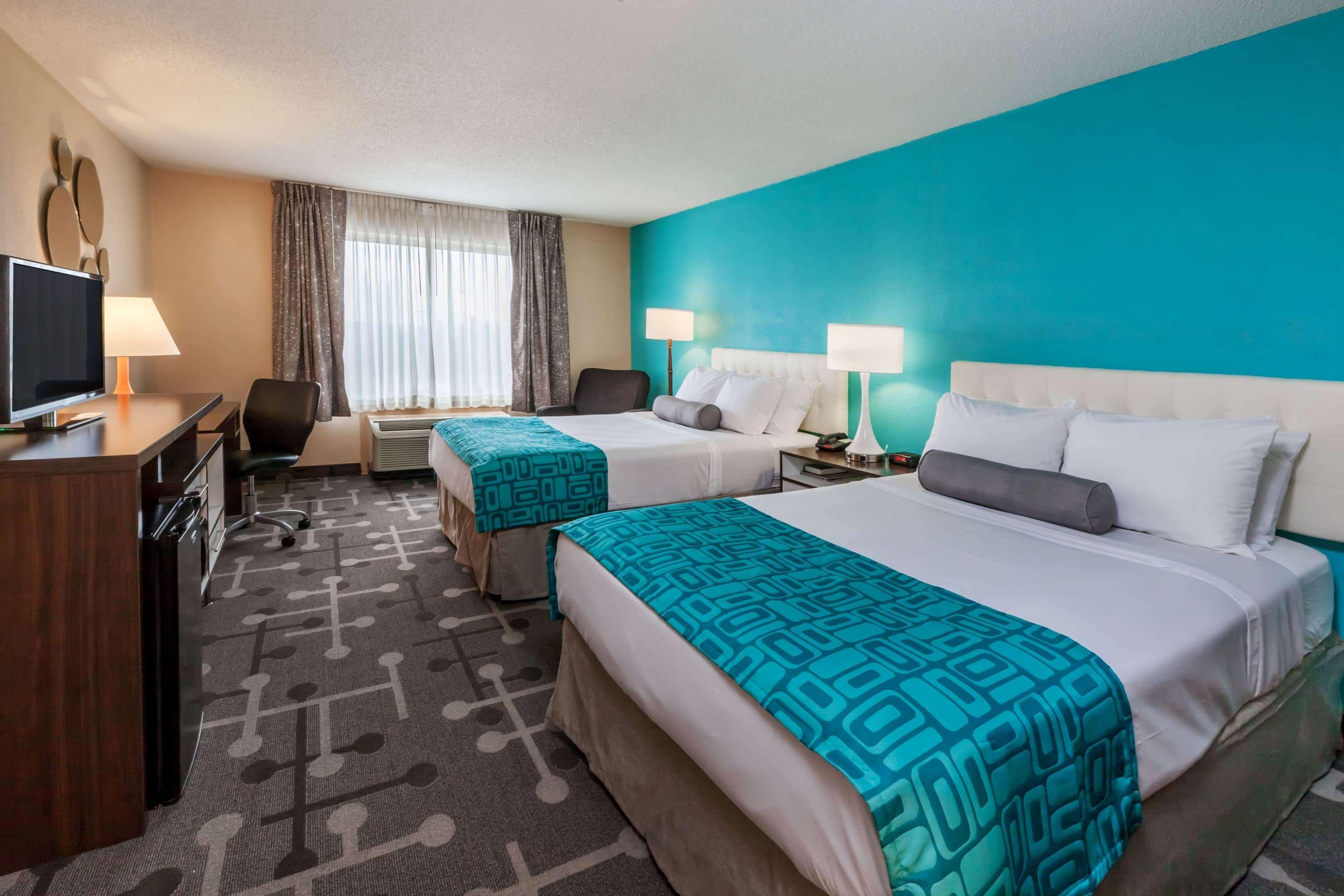 Howard Johnson By Wyndham Romulus Detroit Metro Airport Buitenkant foto