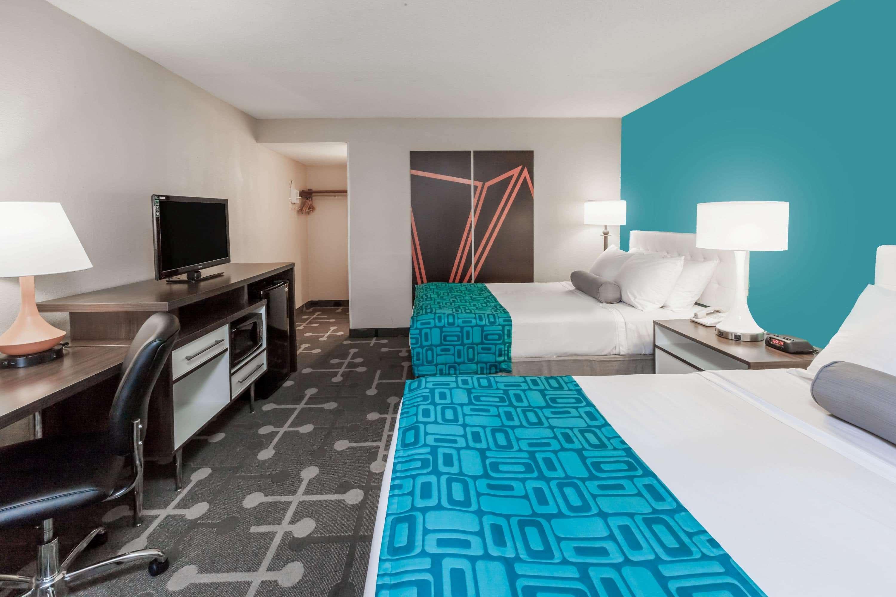 Howard Johnson By Wyndham Romulus Detroit Metro Airport Buitenkant foto